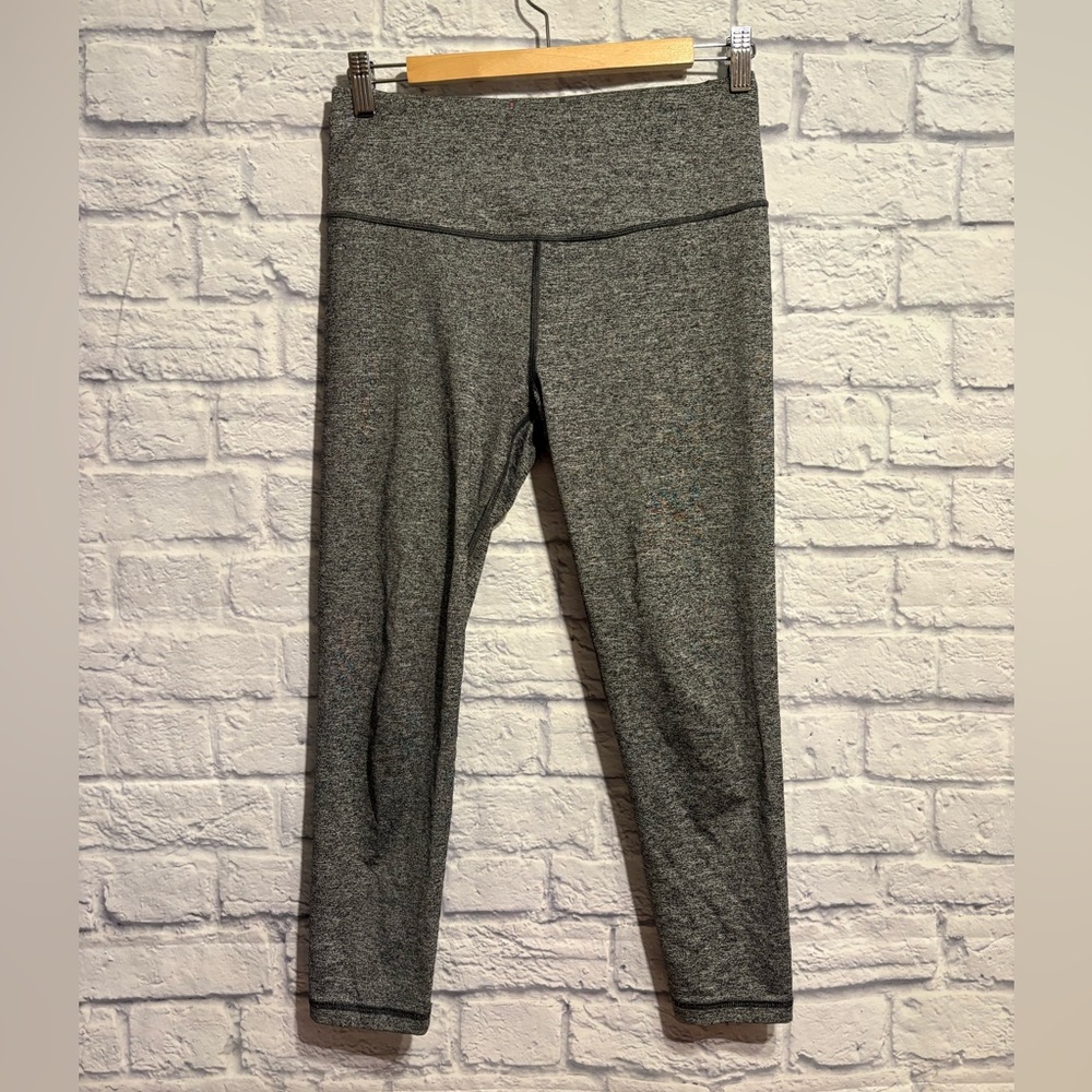 VSX Sport Gray Heathered Knockout Capri Leggings Small